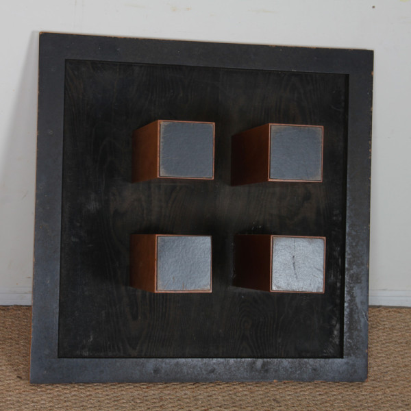 Table basse carrée en loupe de bouleau des années 1980 - 