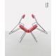 Paire de chaises rouges en métal, Europe de l'Est, 1950 - Design d'Europe de l'Est