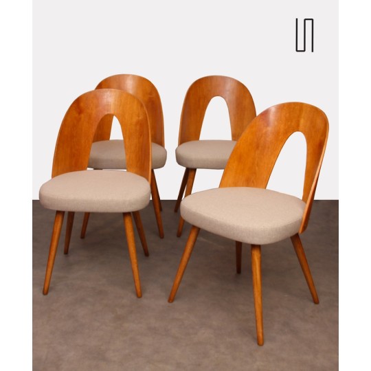 Suite de 4 chaises par Antonin Suman pour Tatra Nabytok, 1960 - Design d'Europe de l'Est