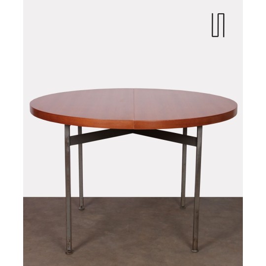 Extendable round table by Gérard Guermonprez, circa 1950