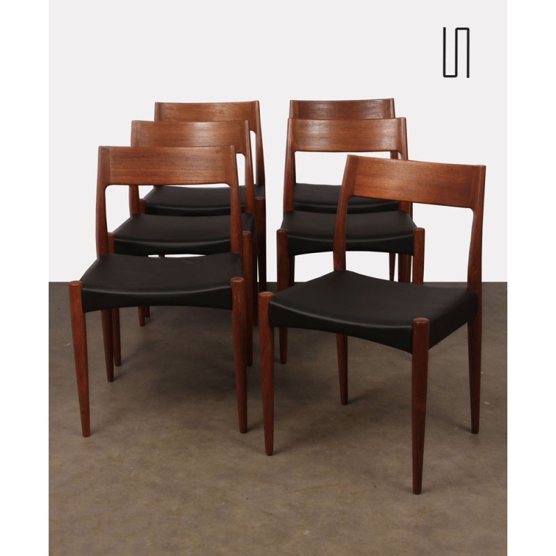 Suite de 6 chaises scandinaves datant des années 1960