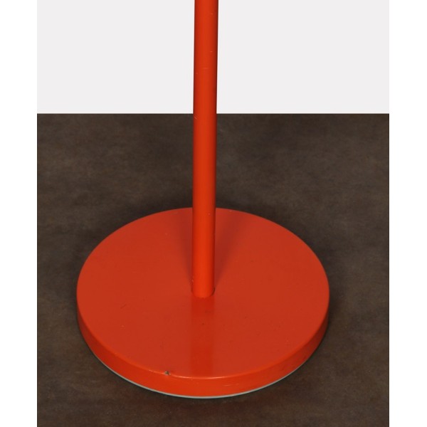 Lampadaire rouge en métal édité par Napako vers 1970 - Design d'Europe de l'Est