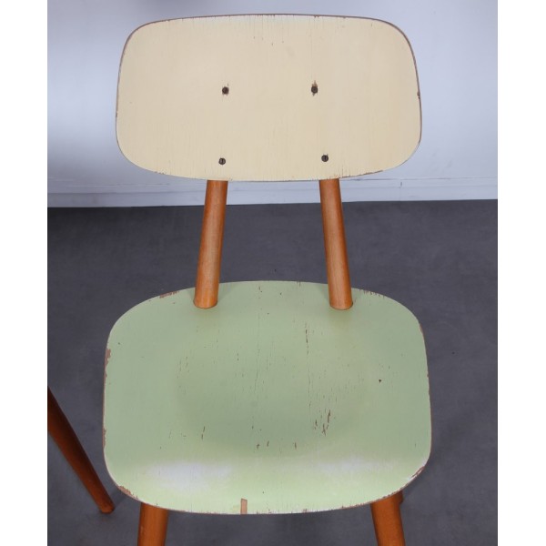 Suite de 3 chaises produites par Ton dans les années 1960 - Design d'Europe de l'Est