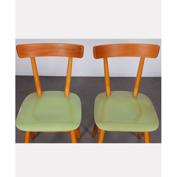 Suite de 4 chaises vertes éditées par Ton, vers 1960 - Design d'Europe de l'Est