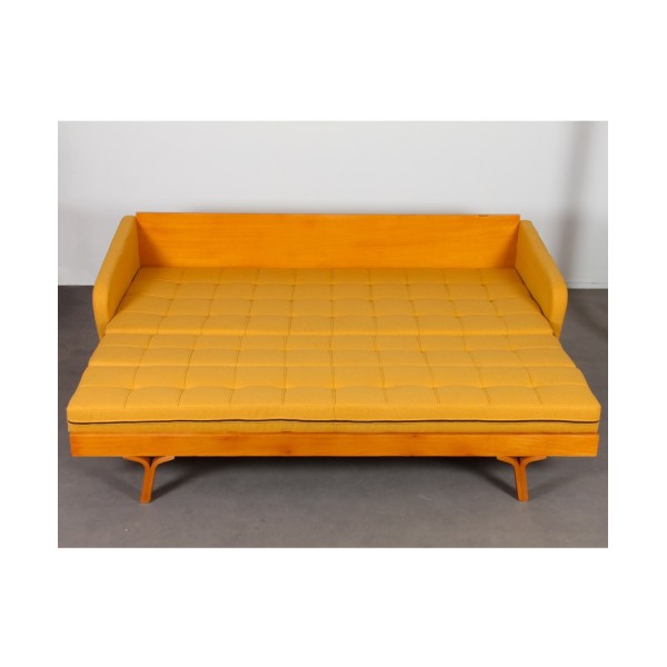 Sofa produced by Drevopodnik Holesov in the 1960s - Eastern Europe design